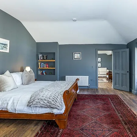 דירה Ulster Apartment, 7 Henrietta Street, Centre *