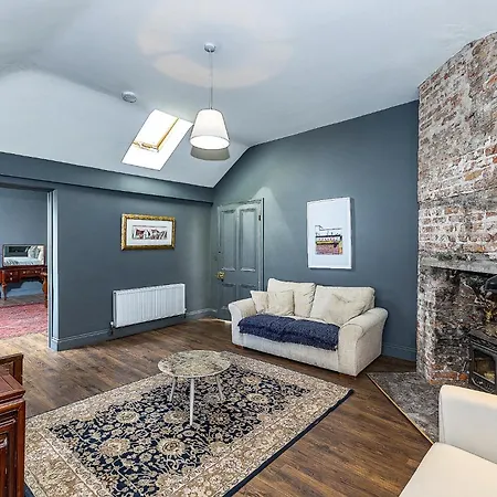 Ulster Apartment, 7 Henrietta Street, Centre דבלין