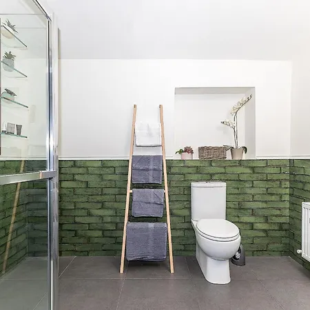 Ulster Apartment, 7 Henrietta Street, Centre * دبلن