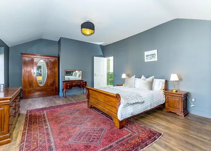 Ulster Apartment, 7 Henrietta Street, Centre Apartment