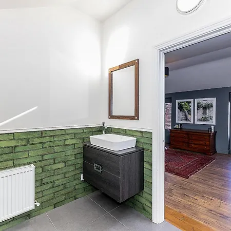 Ulster Apartment, 7 Henrietta Street, Centre Lägenhet *
